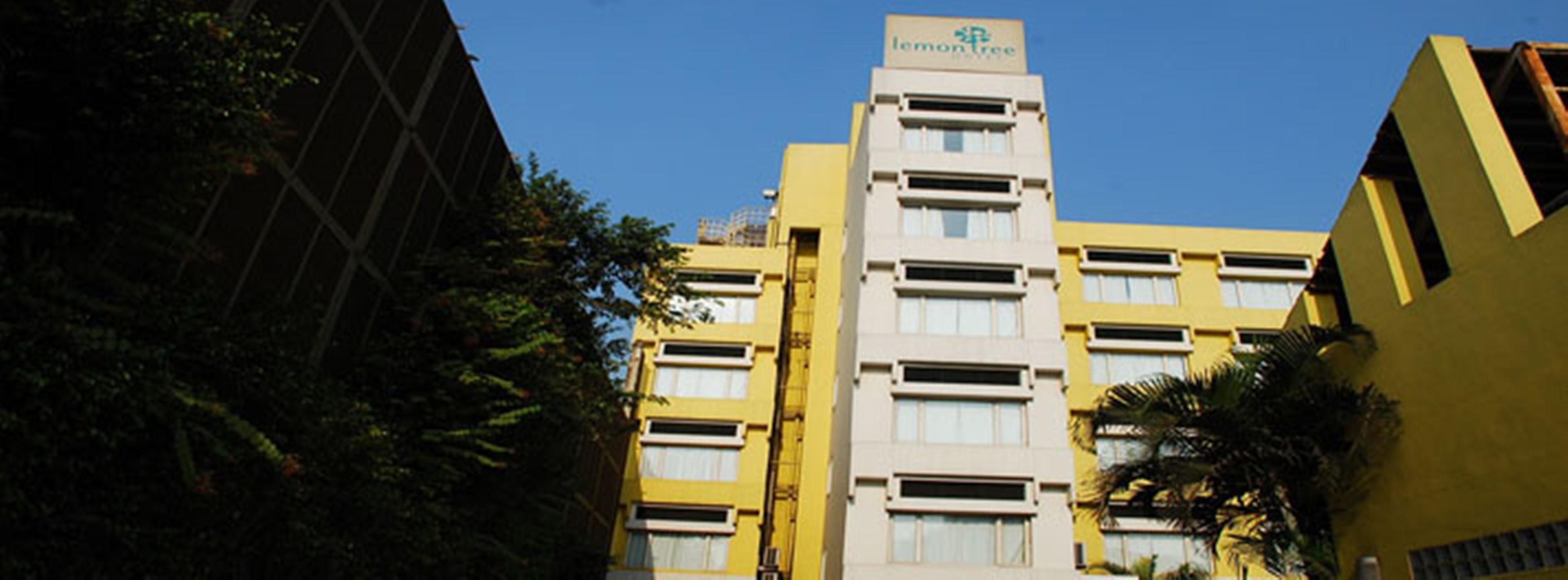 Lemon Tree Hotel, Udyog Vihar, Gurugram Gurgaon Exterior foto